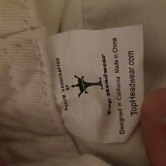 White bucket hat - Picture 2 of 2